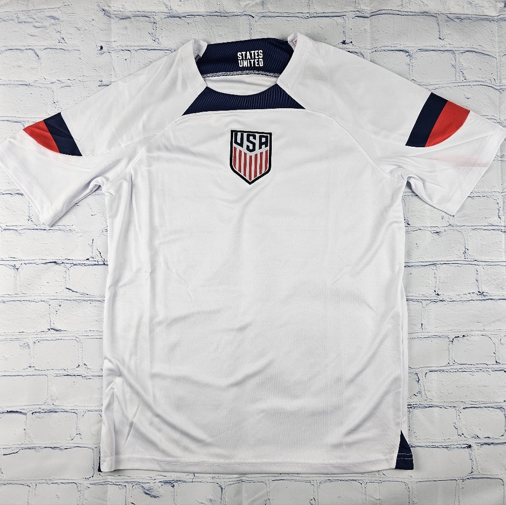 USA Adult Soccer Jersey/ Barcelona Adult T-shirt